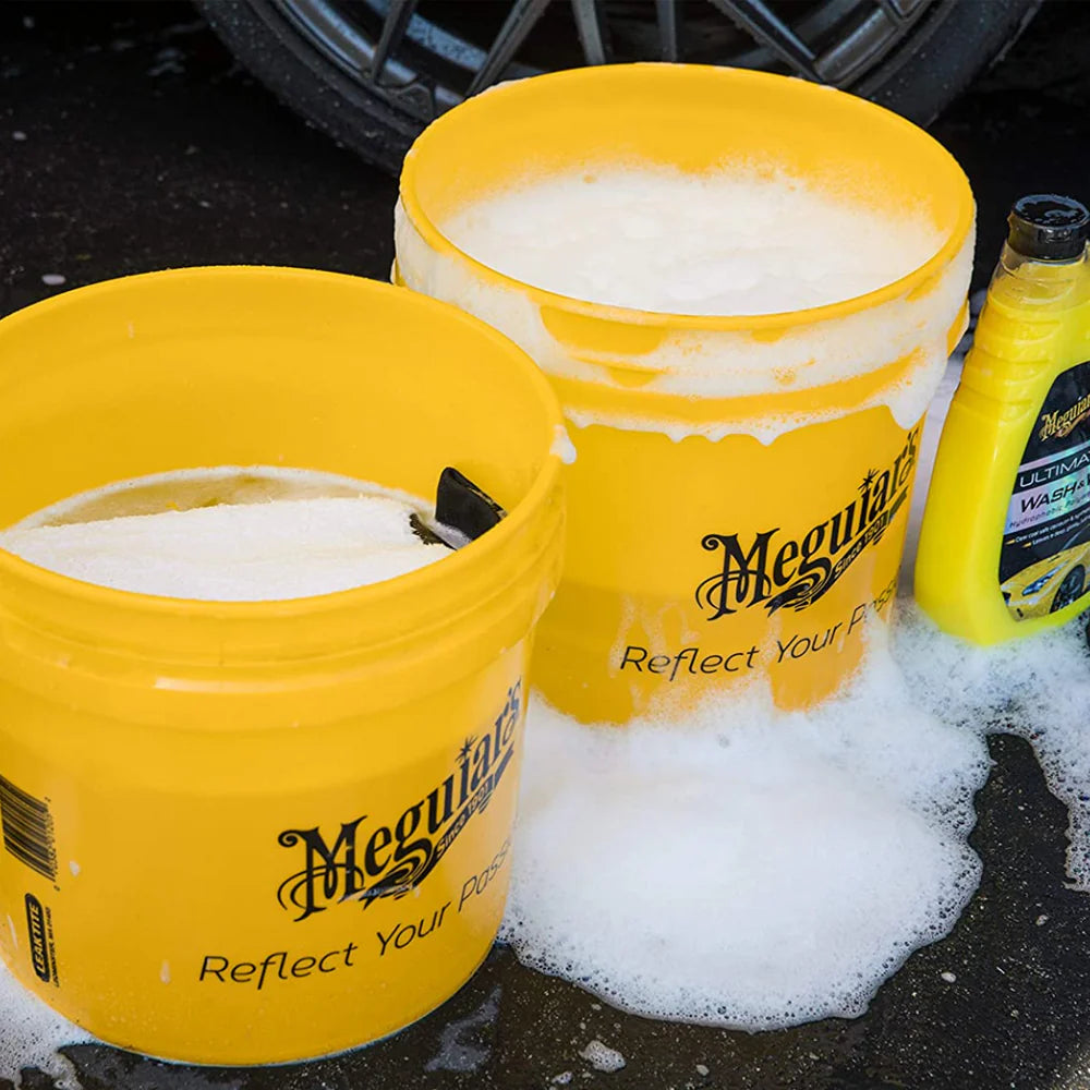 Shampoo auto Ultimate Wash & Wax Meguiar's con cera 1,42 litri